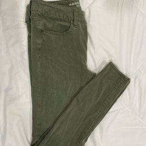 AE jegging size 6